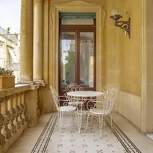 Cavour By Wonderful Italy Noto